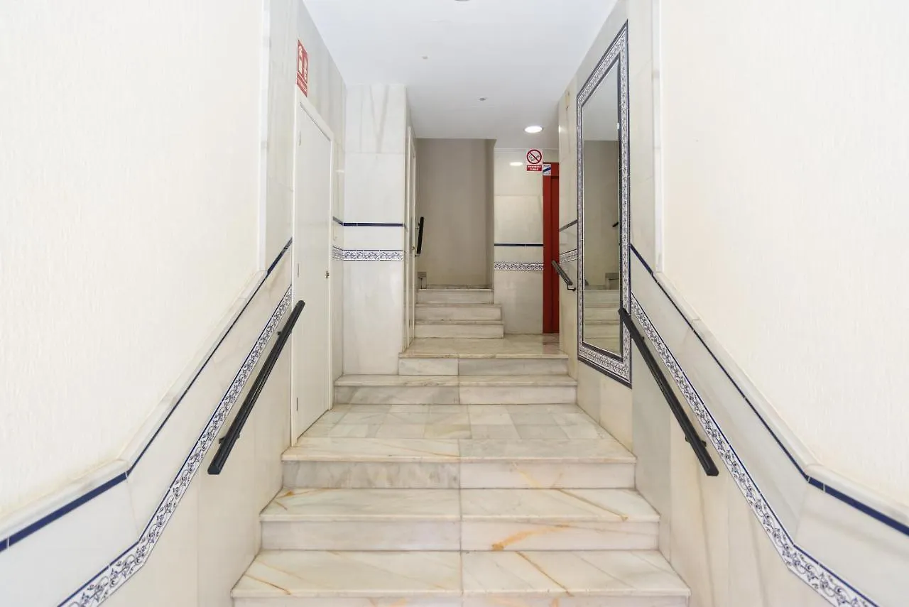 Lu&Cia Thyssen City Center Malaga 0*,  Spain